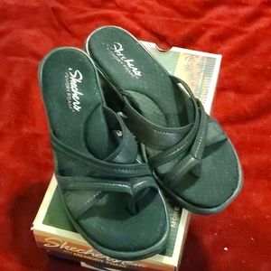 Sketchers wedge sandle Size 8